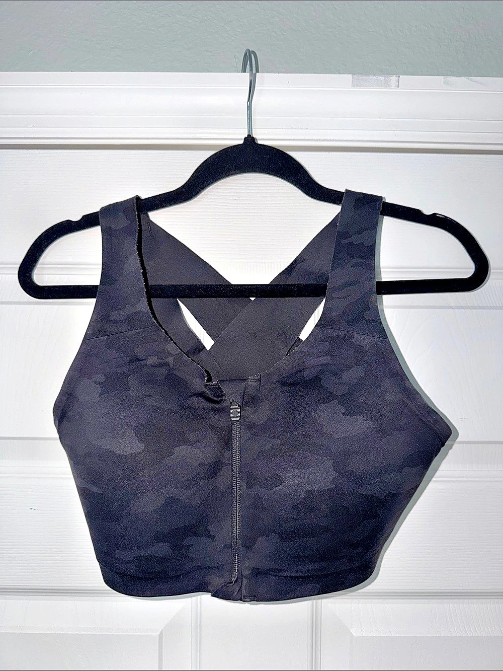 lululemon Enlite Bra *Zip Front Camo Bra